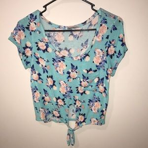 Light blue Charlotte Russe short sleeve crop top